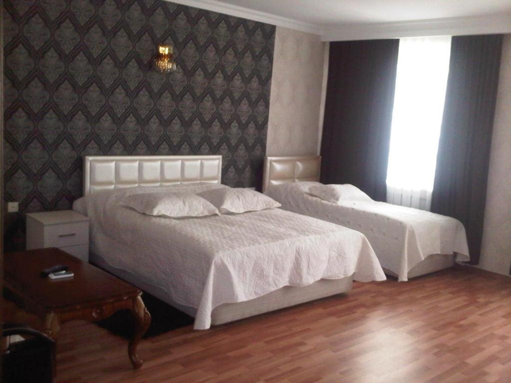 Xudaferin Hotel Baku Chambre photo
