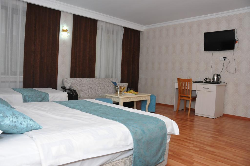 Xudaferin Hotel Baku Extérieur photo
